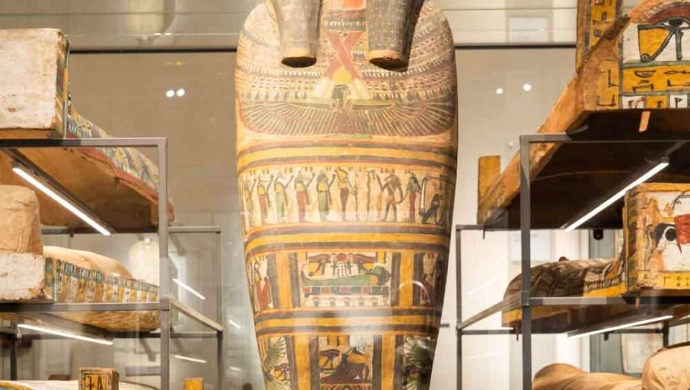 hurghada to cairo day trip, cairo day trip from hurghada, pyramids day trip from hurghada, egypt museum day trip, hurghada