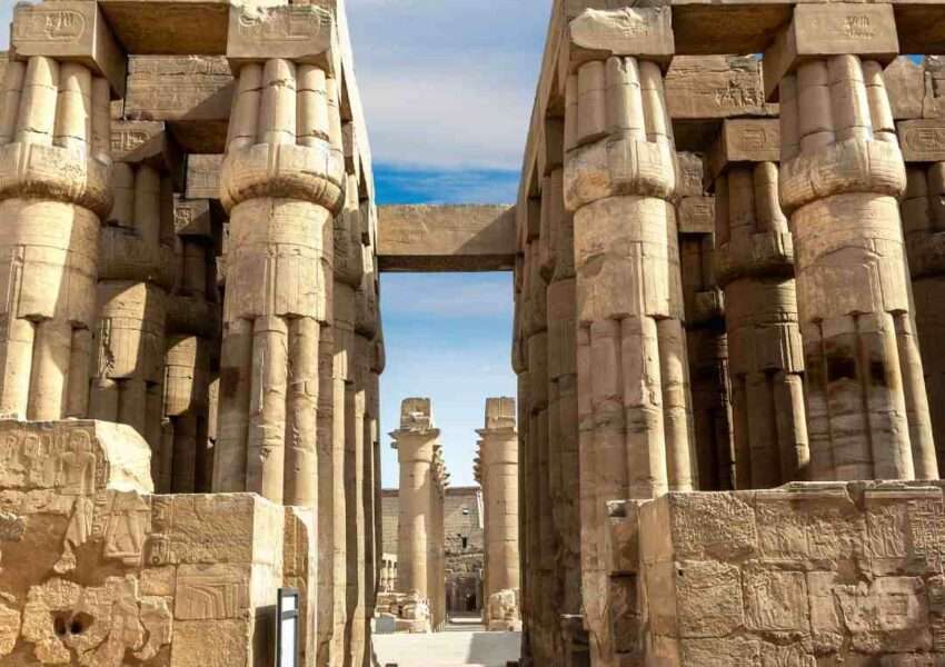 Luxor day tour from Hurghada, Luxor day trip from Sharm El Sheik, private Luxor day tour, things to do in Luxor in one day, best Luxor day tours, Luxor Valley of the Kings day tour, Luxor Karnak Temple day tour, all inclusive Luxor day tour.