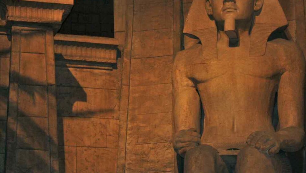 From Temples to Tombs: Explore with Luxor Egypt Tours!